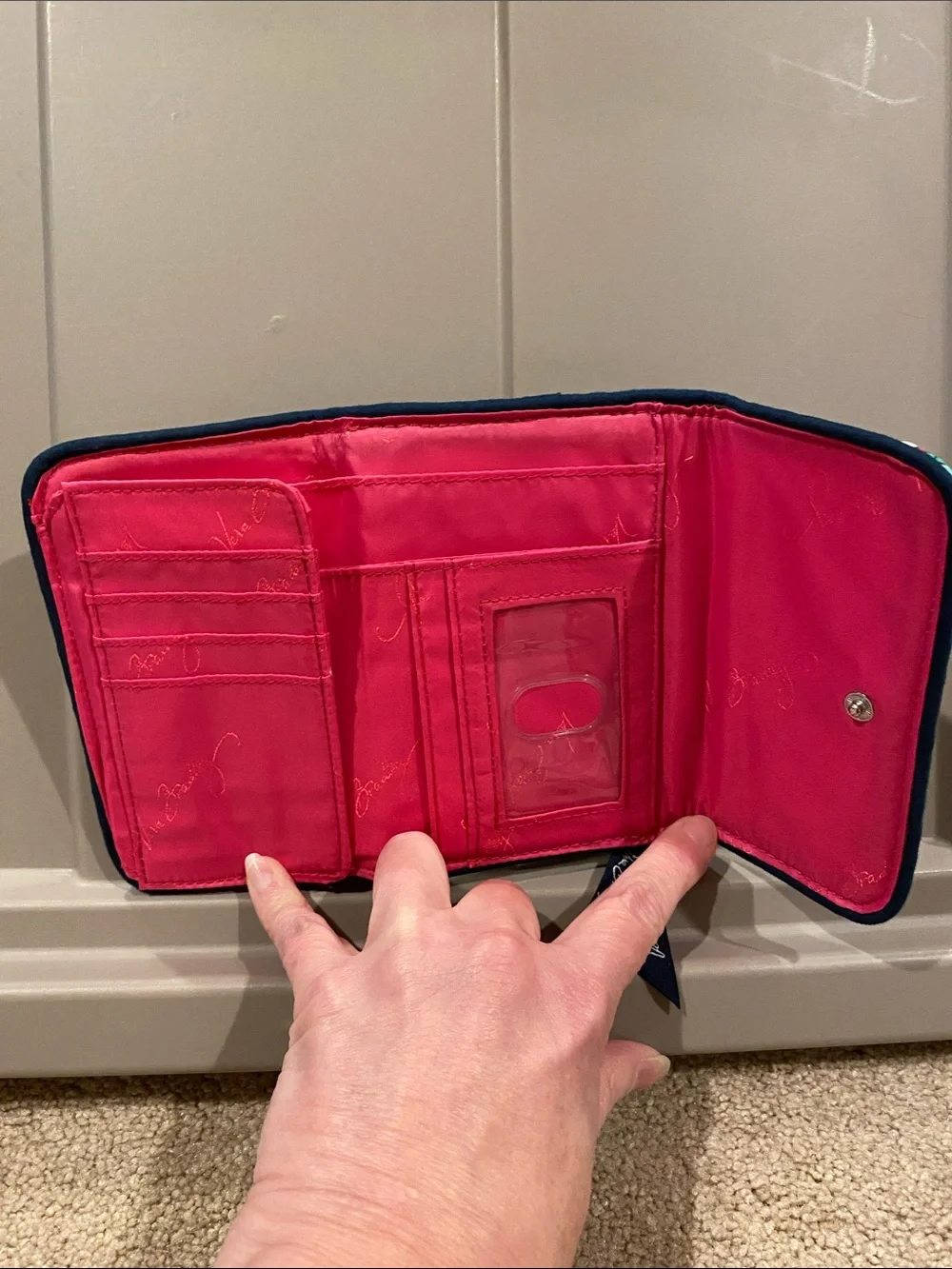 Vera Bradley Trifold Wallet. NWOT. Petal Paisley